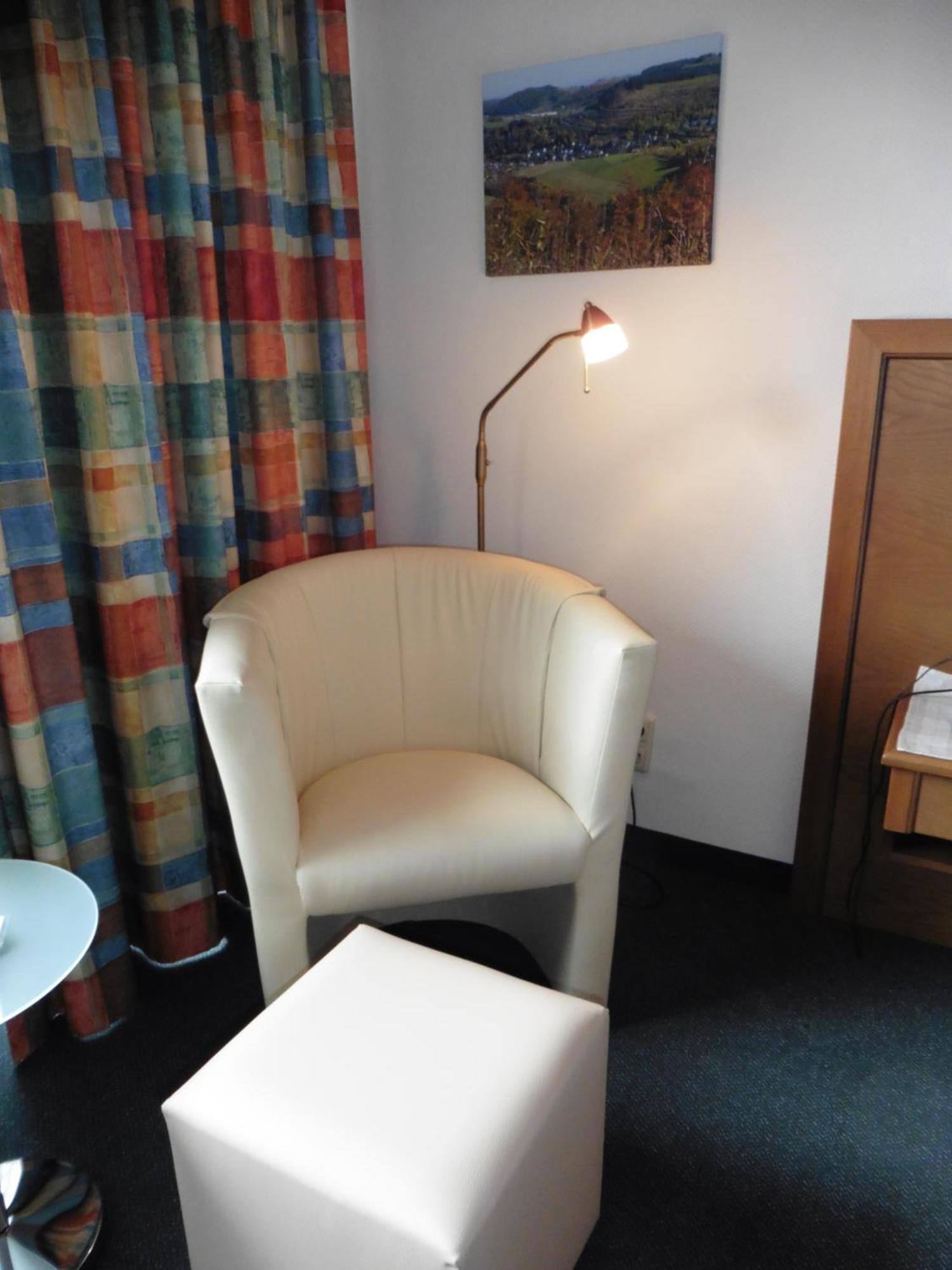 Cafe- Pension Fernblick, Incl Meinecardplus Willingen (Upland) Exterior foto