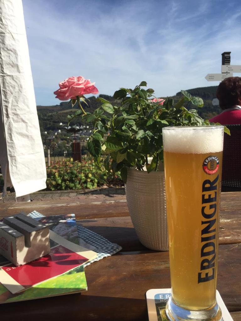 Cafe- Pension Fernblick, Incl Meinecardplus Willingen (Upland) Exterior foto